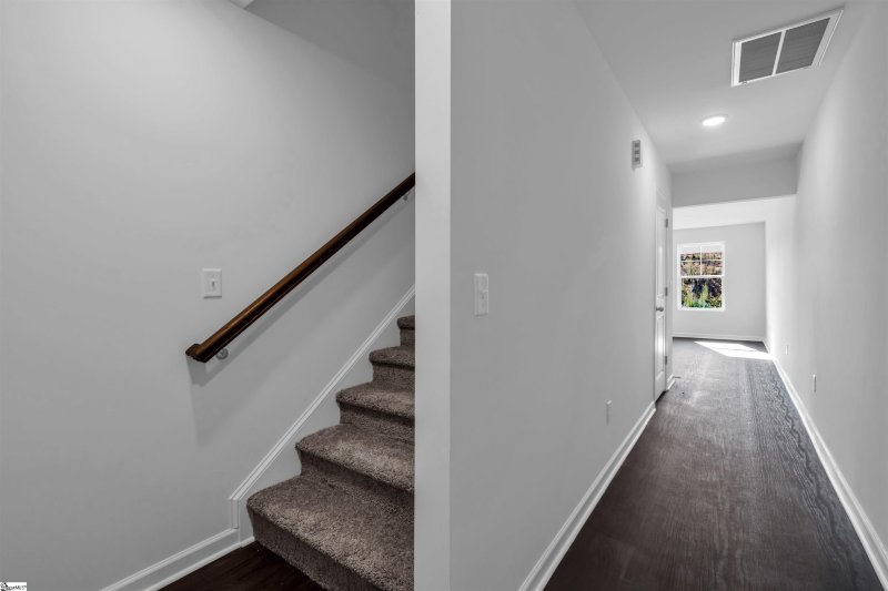 Property image 4 at 6042 Willutuck Drive, Boiling Springs, SC 29316