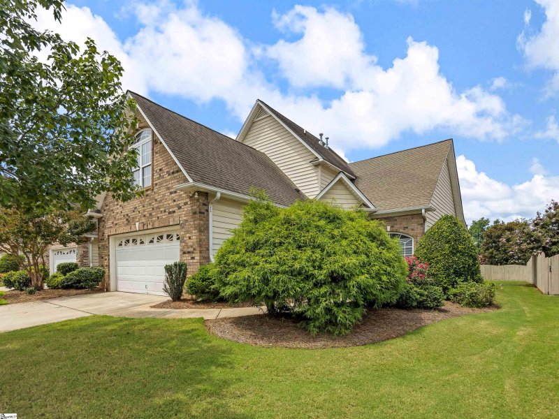 Property image 3 of 205 Stewarts Landing in Glen Lake, Boiling Springs, SC 29316