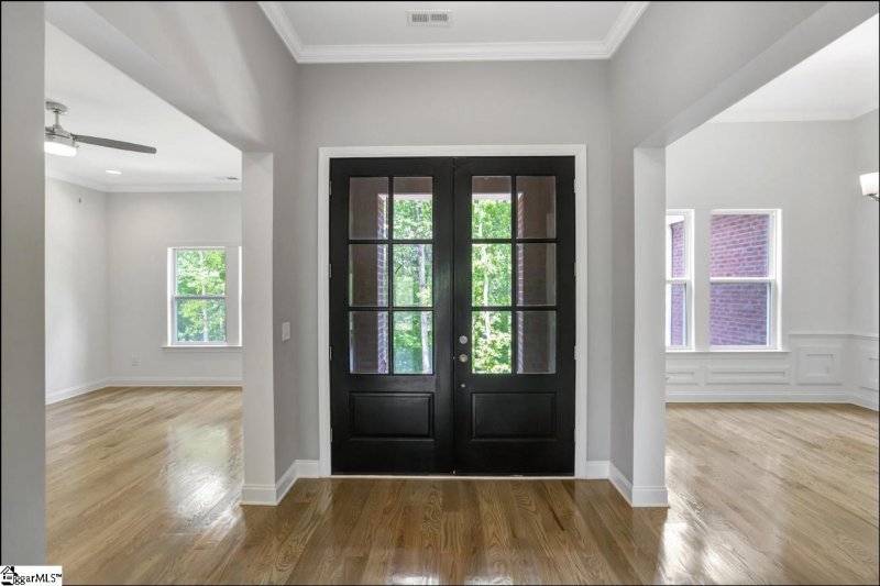 Property image 2 at 1817 Cross Creek Drive, Seneca, SC 29678