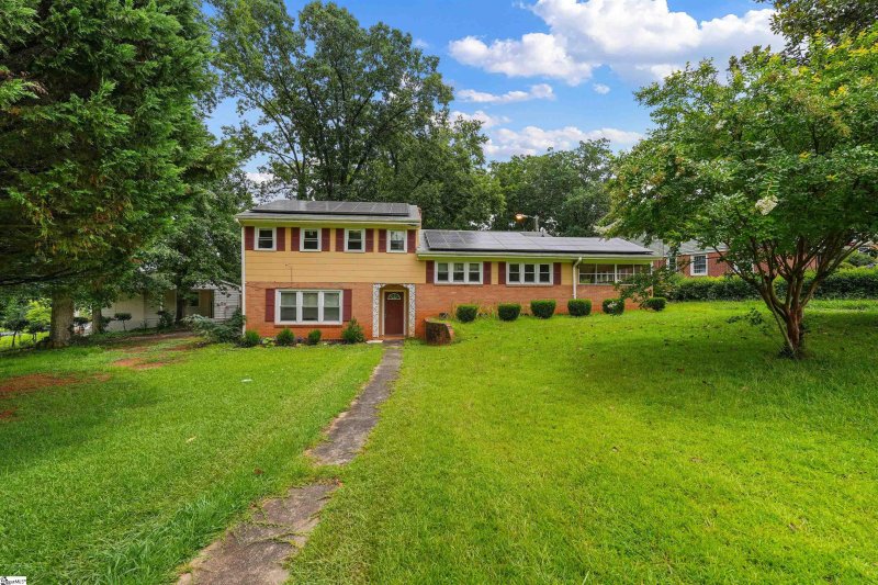 Property image 2 at 101 Lancaster Lane, Greenville, SC 29605