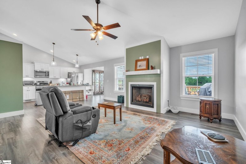 Property image 2 at 132 Braemar Knoll Drive, Greer, SC 29651