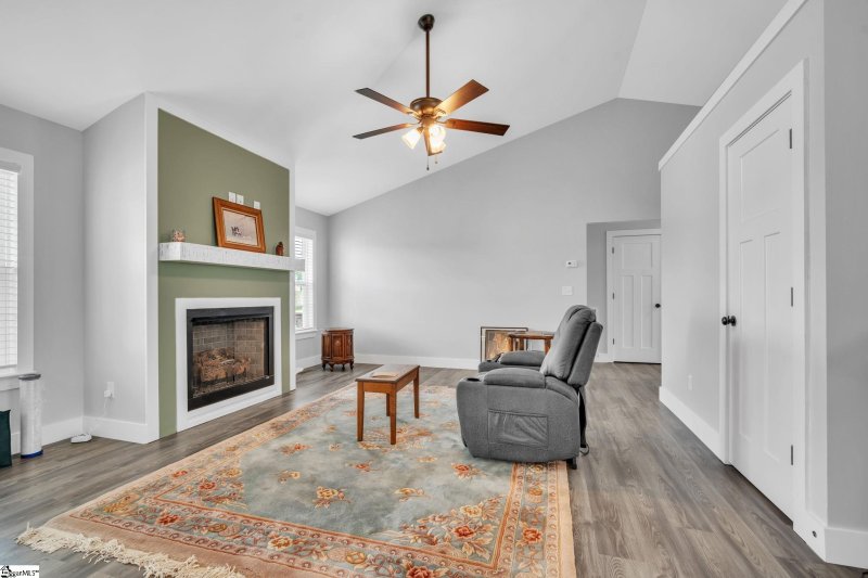 Property image 3 at 132 Braemar Knoll Drive, Greer, SC 29651