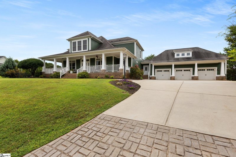 Property image 3 at 118 Still Lane, Greer, SC 29651-7540