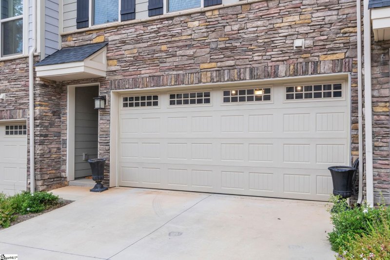 Property image 2 at 34 Copper Run Drive, Greenville, SC 29607