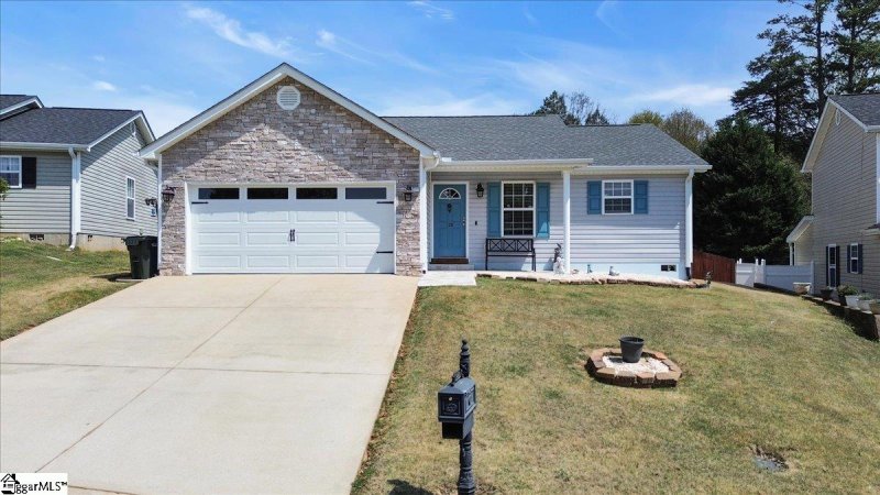 128 Kingscreek Drive