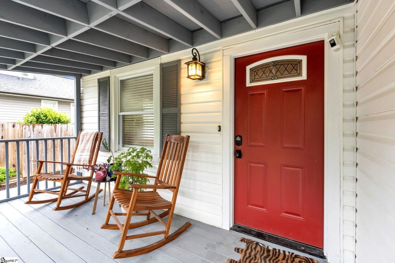 Property image 3 at 207 Landwood Avenue, Greenville, SC 29607