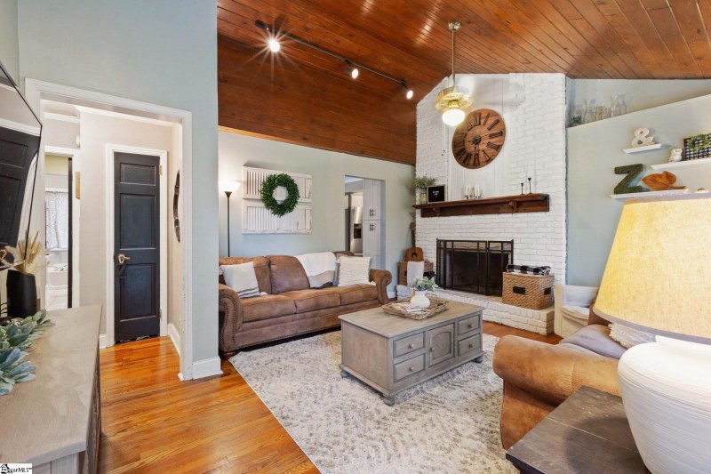 Property image 5 at 212 Grace Avenue, Easley, SC 29640-3612