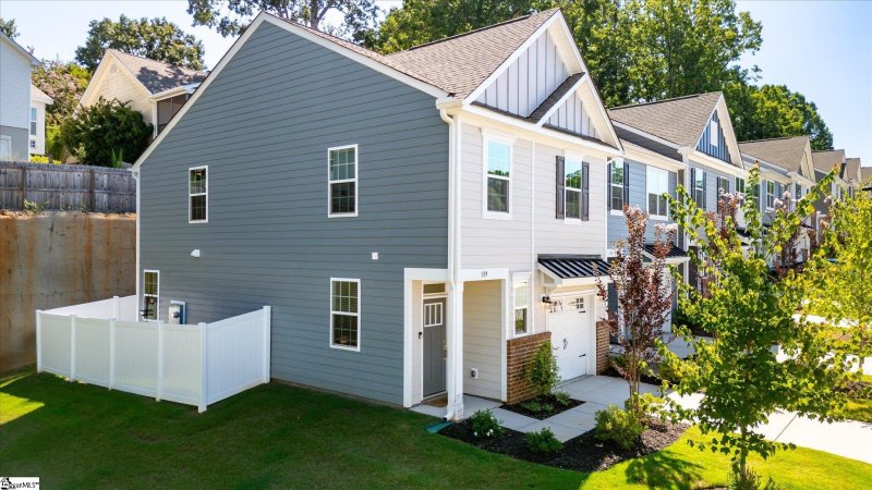 Property image 3 at 109 Wethington Way, Travelers Rest, SC 29690