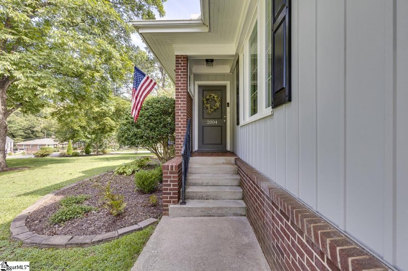 Property image 2 at 2004 Boulevard Heights, Anderson, SC 29621