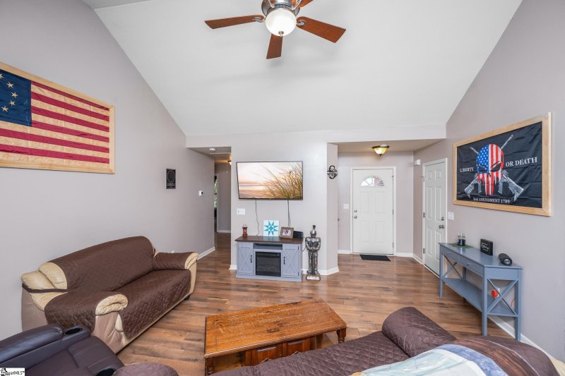 Property image 2 at 508 Brightfield Lane, Greer, SC 29651