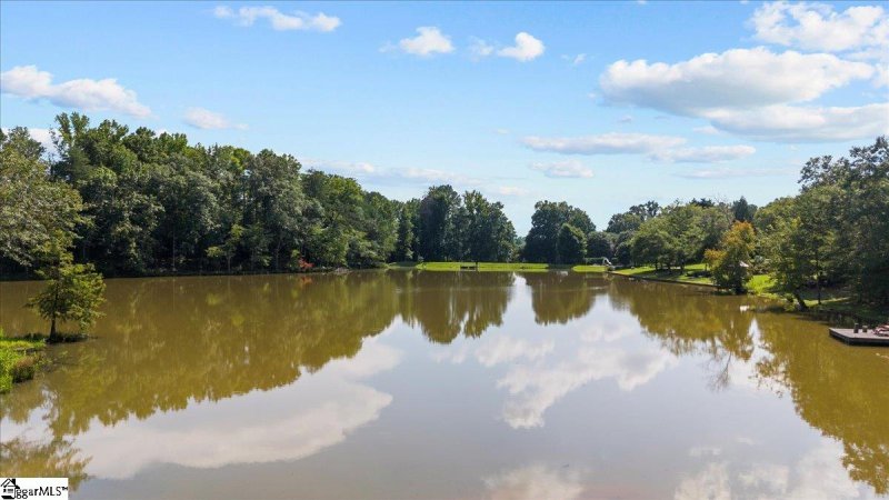 Property image 3 at 148 Lake Park Drive, Spartanburg, SC 29301