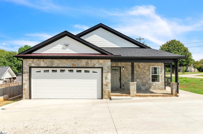 Palmetto Terrace, Greenville community