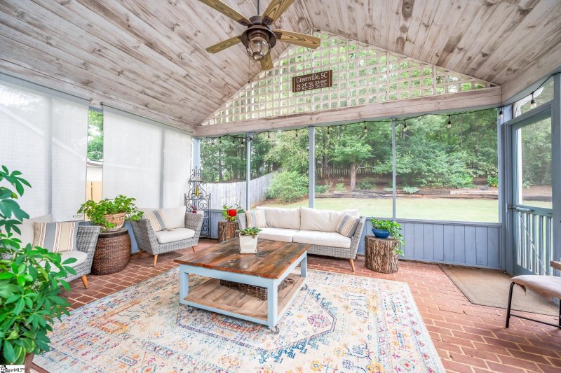 Property image 3 at 215 Ashridge Way, Simpsonville, SC 29681