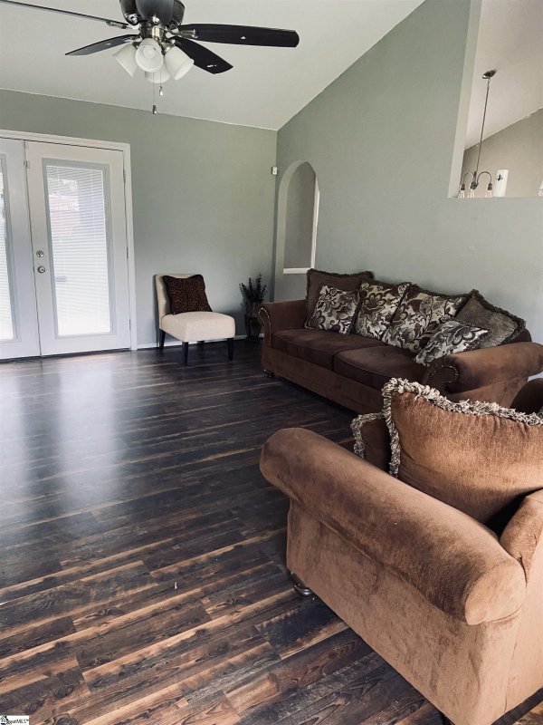 Property image 3 at 4 Chatwood Court, Simpsonville, SC 29680