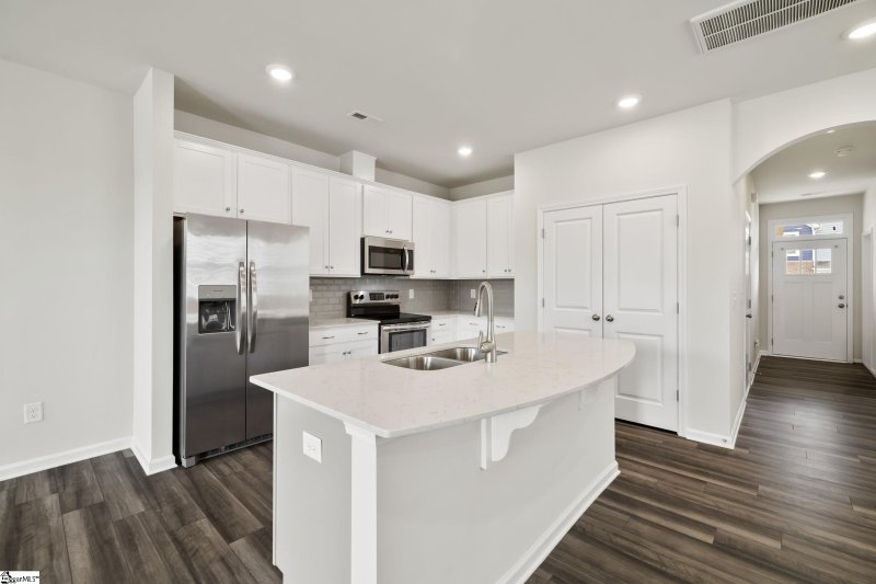 Property image 4 at 298 E Compass Way, Easley, SC 29640