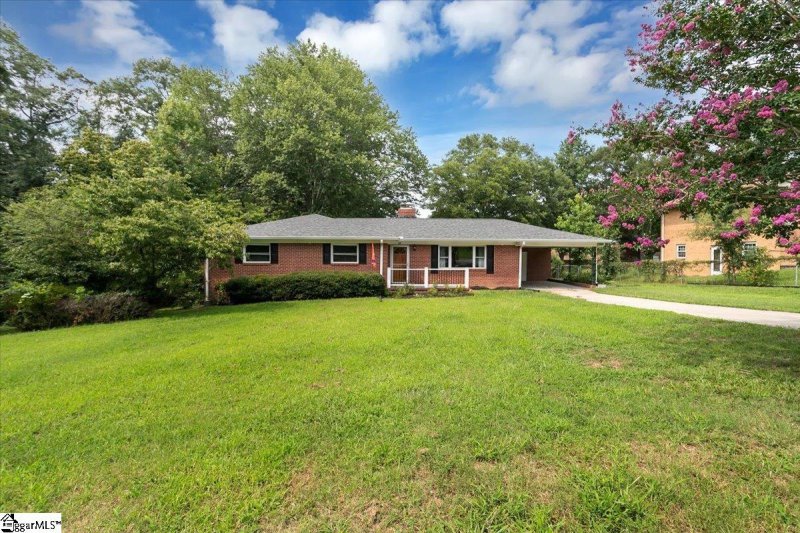 Property image 3 at 115 Hartsville Drive, Taylors, SC 29687