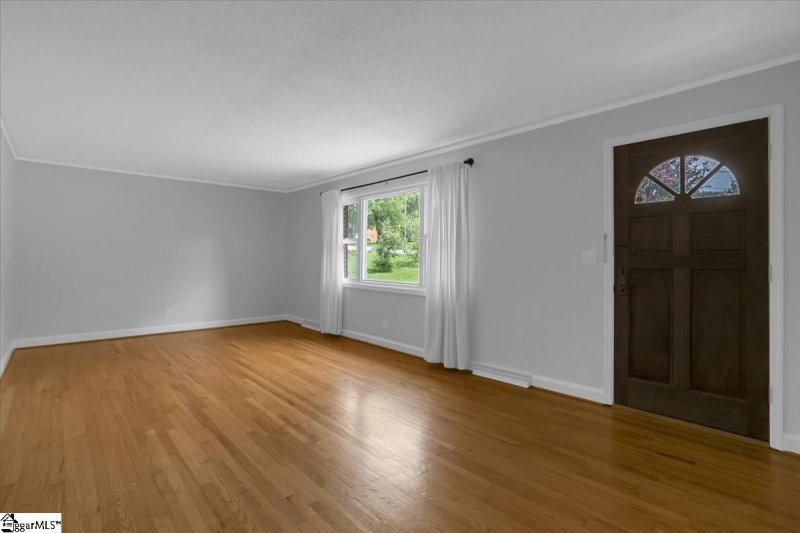 Property image 5 at 115 Hartsville Drive, Taylors, SC 29687