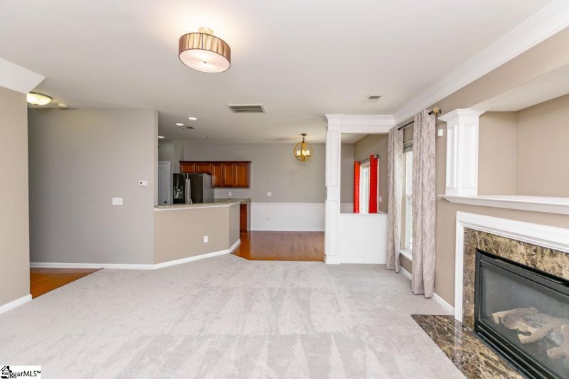 Property image 3 at 10 Gassaway Court, Greer, SC 29650