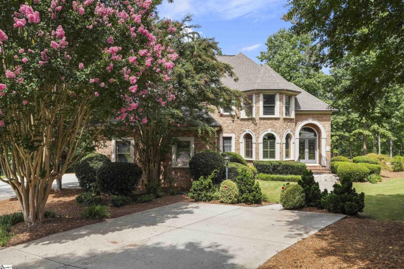 Property image 3 at 6 Lake Como Court, Greenville, SC 29609