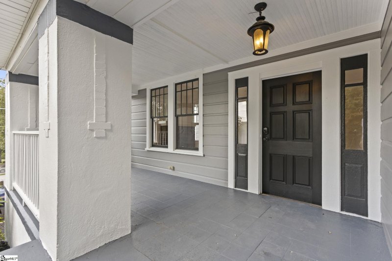Property image 2 at 7 Rowley Street, Greenville, SC 29601