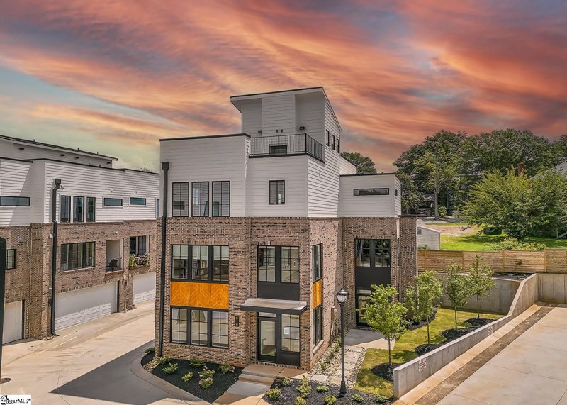 15 Park Edge Court