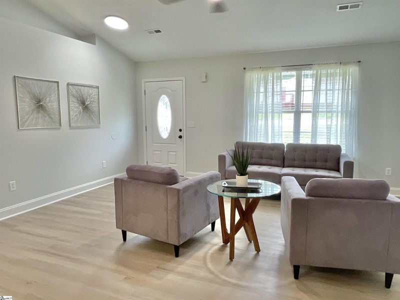 Property image 4 at 14 Backwater Way, Greenville, SC 29611