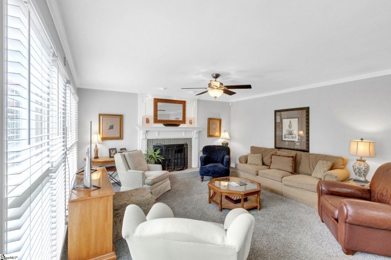 Property image 4 at 101 Plum Creek Lane, Greenville, SC 29607