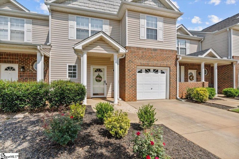 Property image 2 at 114 Marshland Lane, Greer, SC 29650