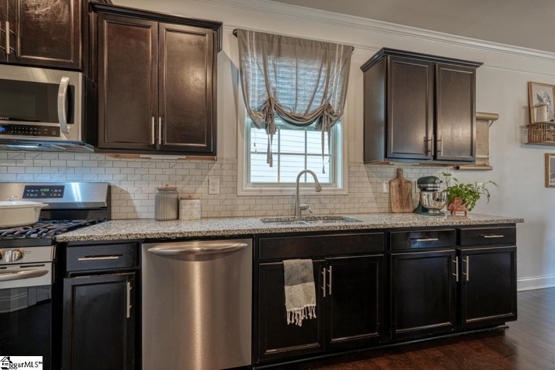 Property image 5 at 205 Redmont Court, Simpsonville, SC 29680