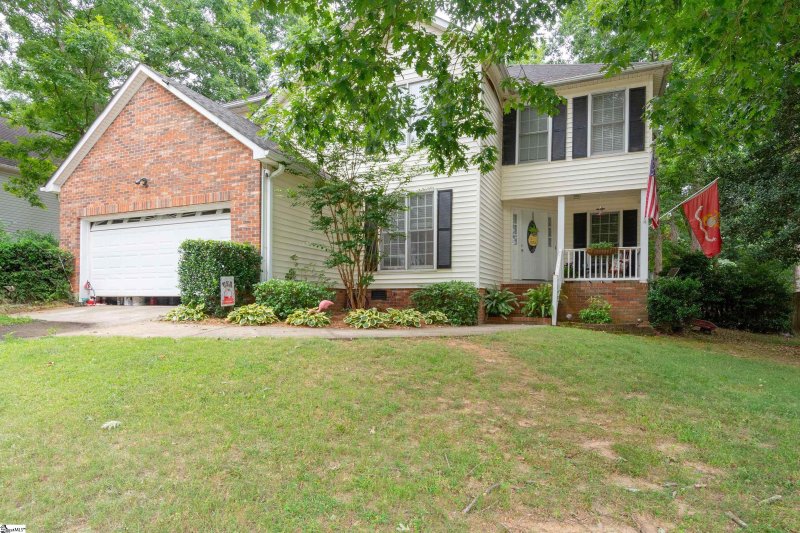 8 Harrow Court