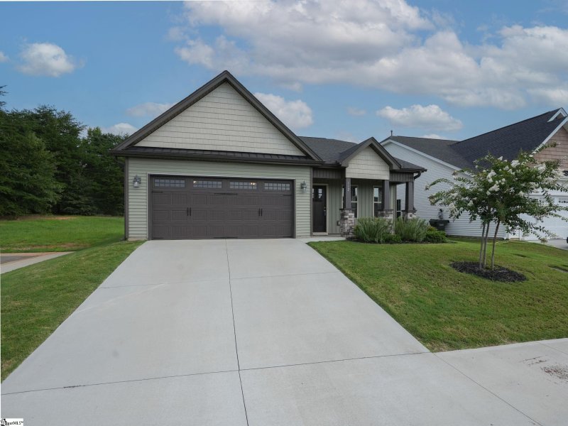 Property image 3 at 112 Royal Pine Way, Greer, SC 29650