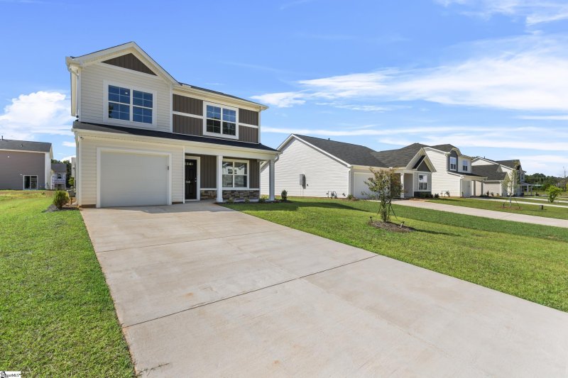 Property image 2 at 110 Myers Lane, Laurens, SC 29630