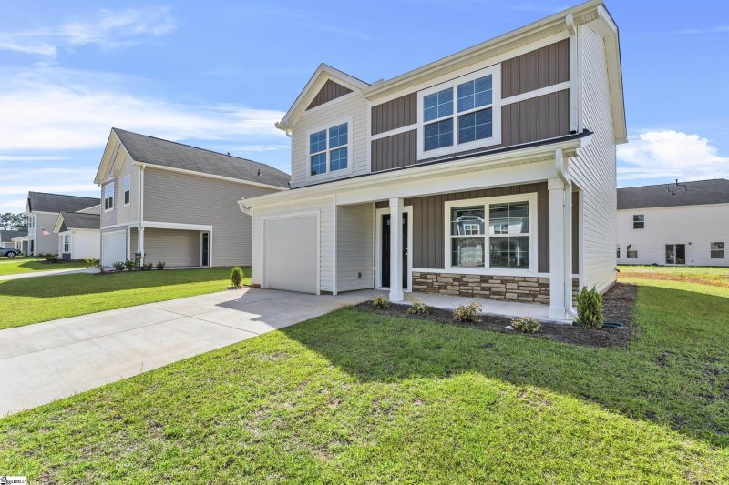 Property image 3 at 110 Myers Lane, Laurens, SC 29630