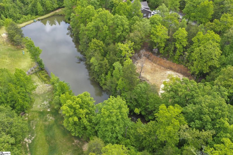 Property image 3 at 105 Sidari Drive, Pickens, SC 29671