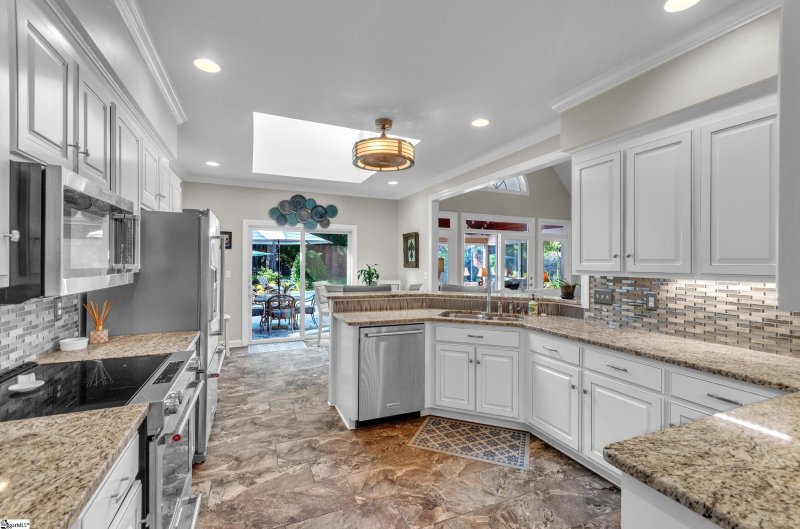 Property image 2 at 102 Lockmere Court, Easley, SC 29642