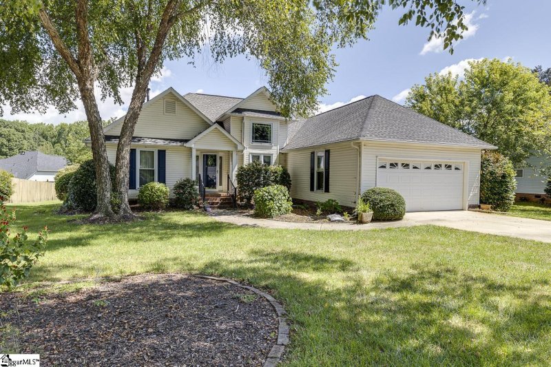 Property image 2 at 312 Tearose Lane, Simpsonville, SC 29681