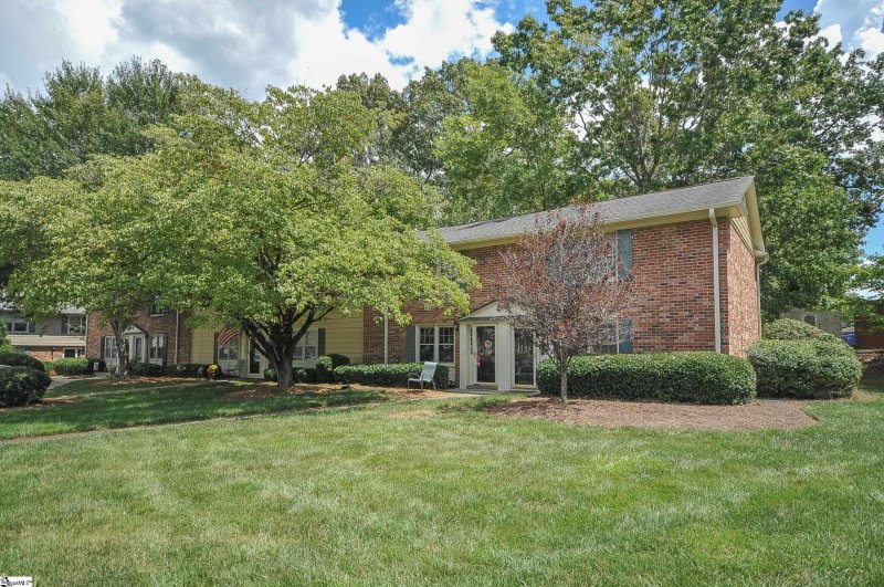 Property image 2 at 710 Hunts Bridge Road, Greenville, SC 29617