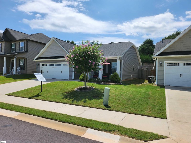 Property image 2 at 18 River Trace Loop, Simpsonville, SC 29680