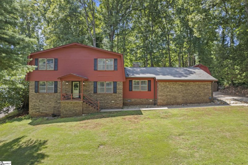 Property image 2 at 203 Timberlake Road, Anderson, SC 29625