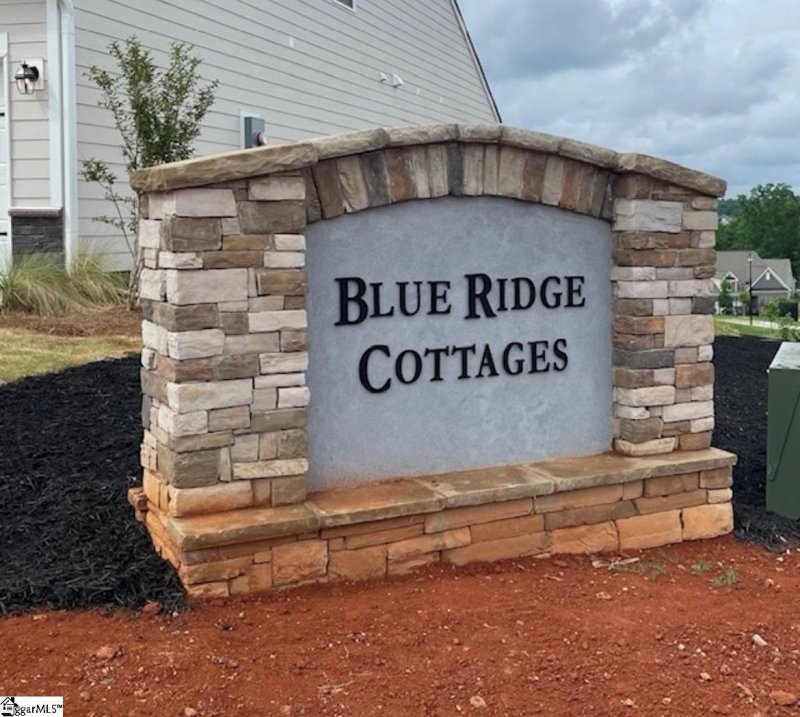 Property image 3 at 207 Backstay Road, Taylors, SC 29687