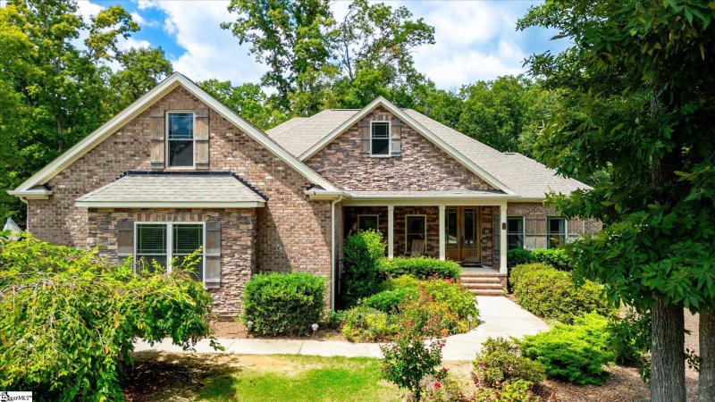 Property image 2 at 28 Ione Circle, Williamston, SC 29697