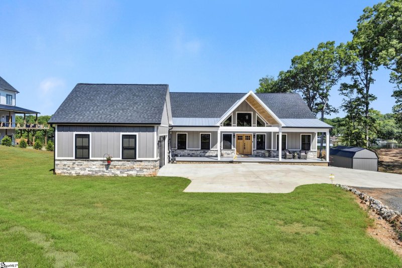 Property image 2 at 124 Edgewater Point, Abbeville, SC 29620