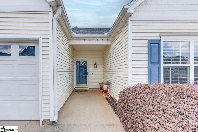 Property image 3 at 422 Bass Harbor Court, Simpsonville, SC 29681
