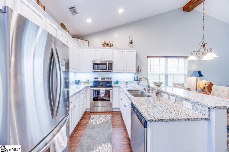 Property image 5 at 422 Bass Harbor Court, Simpsonville, SC 29681