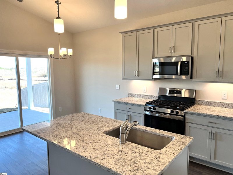 Property image 5 at 104 White Dutch Lane, Greenville, SC 29607