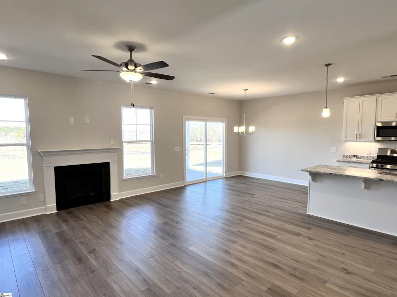 Property image 2 at 106 White Dutch Lane, Greenville, SC 29607