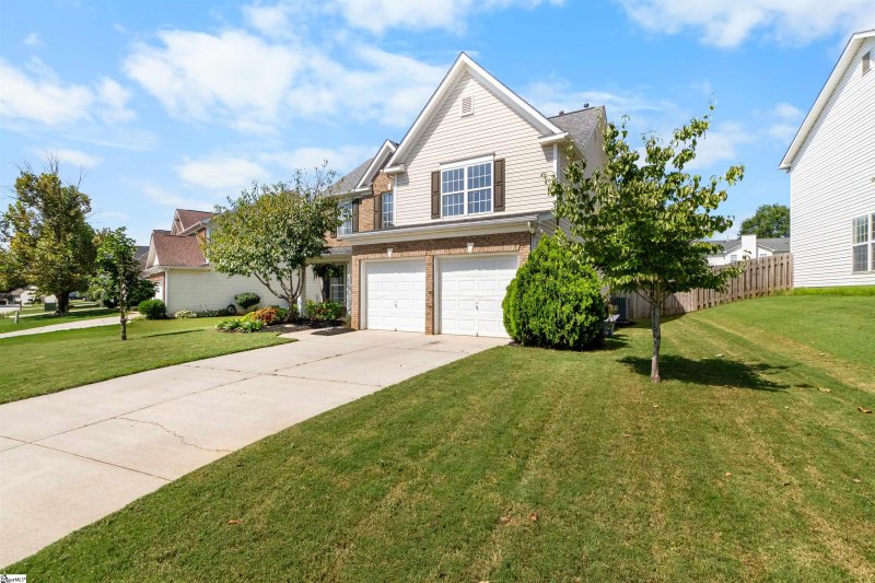 Property image 2 at 214 Catalan Street, Greenville, SC 29607