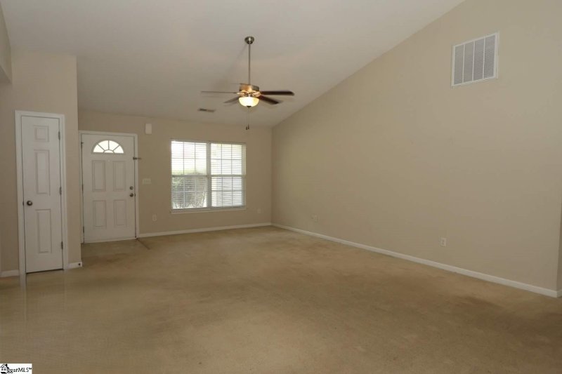 Property image 3 at 108 Redcoat Court, Simpsonville, SC 29680