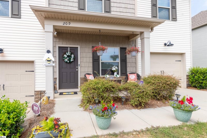 Property image 2 at 209 FERN HOLLOW Way, Mauldin, SC 29662
