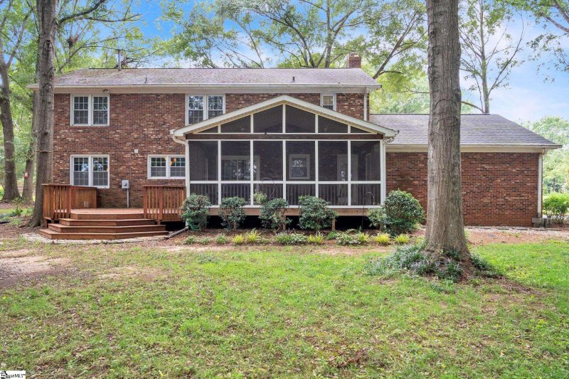 Property image 4 at 107 Maple Rock Court, Simpsonville, SC 29681